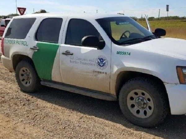 Human Smugglers Use Fake U.S. Border Patrol Vehicle Caught Transporting 12 Illegal Aliens 