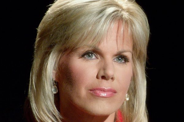 Mentally Challenged Gretchen Carlson Accuses Roger Ailes of Sexual Harassment After Being Fired from FOX News