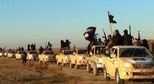 obama-clinton-created-supported-isis-toyota-trucks